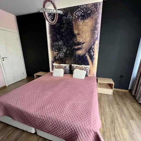 Apartment Gm Warna